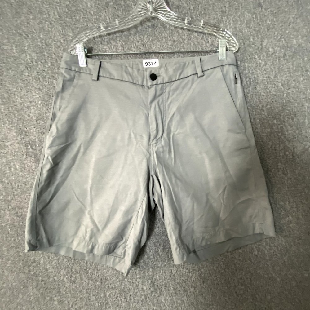 Lululemon Men’s Size 34 Gray Cotton Blend Commission Shorts